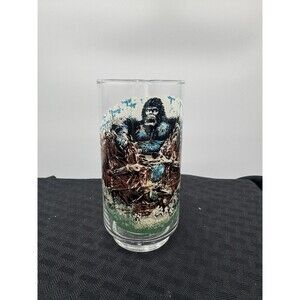 1976 King Kong Coca Cola Glass - Kong Smashes Skull Island Wall